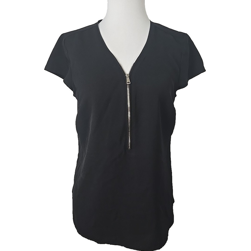 Ann Taylor Gold Zippered‎ Front Sleeveless Blouse Size 6